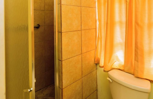 St. Anns House | Serene Mountain Views