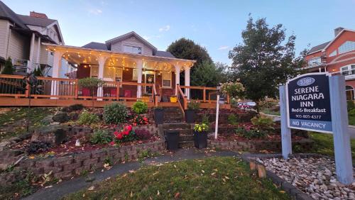 Niagara Falls Hotel | Serene Niagara Inn