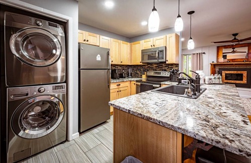 East Stroudsburg House | Serene Poconos Home - 124