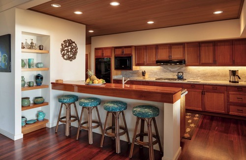 Kamuela House | Serene PUAKO BEACHFRONT estate. Available for THANKSGIVING! All Oceanview Bdrms