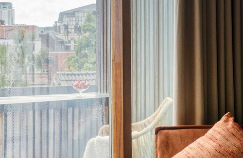 Ghent Apartment | Serene Studio Oasis with Balcony in Ghent