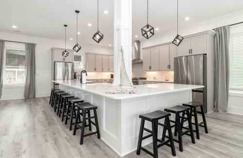 Cherry Grove Beach House | Serenity Hideaway