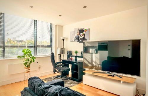 Haywards Heath Apartment | Serenity Suite