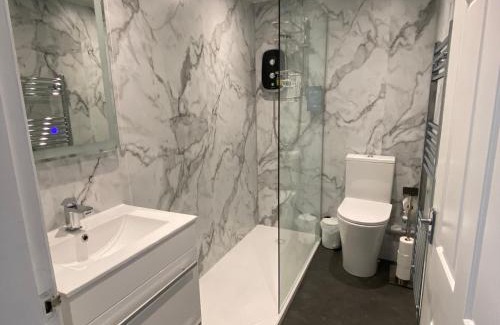 Douglas Promenade House | Serenity Suites