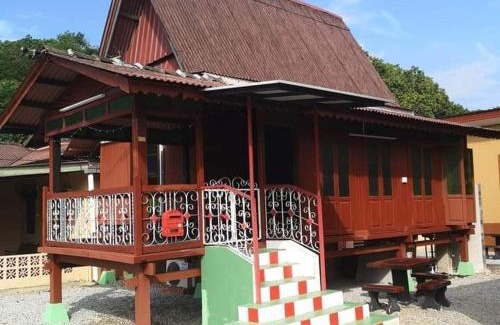 Tanjung Kling House | Seri D'Rombang Baraqah Chalet