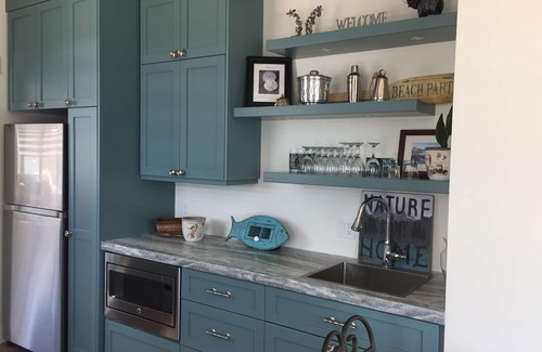 Cardigan Apartment | Serita’s Seaside Suite overlooking the Cardigan River.