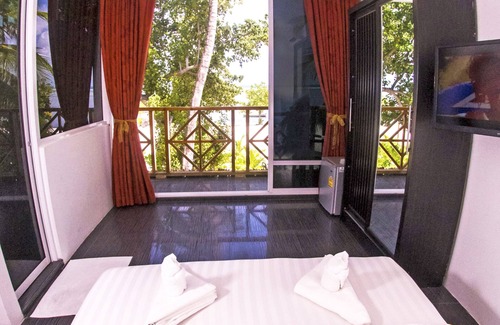 Maafushi House | Seven Corals