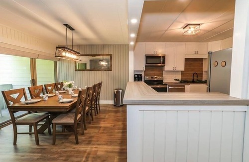 Seven Springs Condo | Seven Springs 2 Bedroom Premium Condo, Great for families by RedAwning