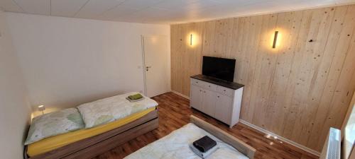 Grossrohrsdorf Apartment | Seyfarthrooms - Monteurwohnung Großröhrsdorf 3 - zentrale Lage, gute Anbindung, ideal für 2 Personen