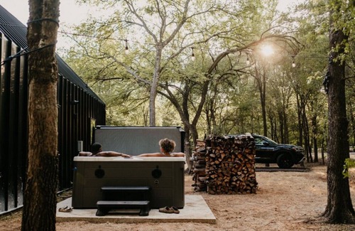 Lacy-Lakeview Cabin | Shadow Bend at Live Oak Lake | Modern Cabin