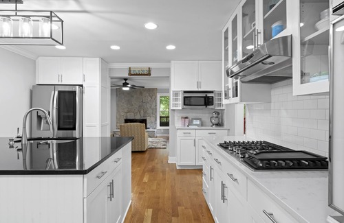 Barium Springs House | Shady Shoals - Lakefront; Quiet Cove; Huge Dock; Pool Table; Walk to State park