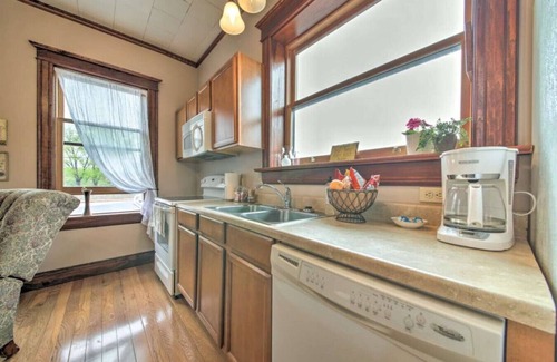 Treloar Apartment | Shaman Suite, Zia My Retreat