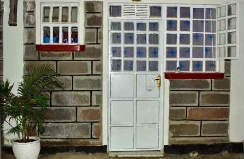 Hospital Apartment | Shamza studio Airbnb