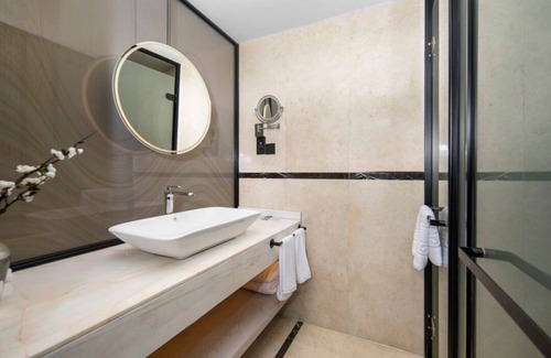 Pudong Hotel | Shanghai Heyi Tang Hotel - Huinan Branch