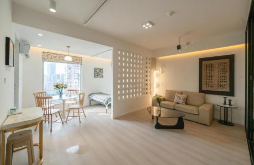 Downtown Shanghai Apartment | Shanghai Yi Du B&B - Near Nanjing West Road commercial district, 350 walk from the Natural History Museum subway