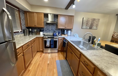 East Stroudsburg House | Shawnee Mountain 2bdr kids friendly townhouse 3 minutes away from slopes