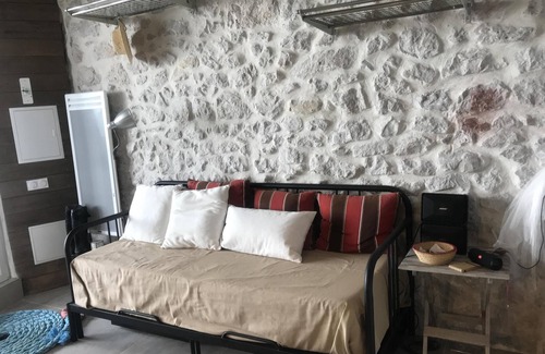 Montredon Apartment | SHED BLUE FEET IN THE WATER ON THE BEACH