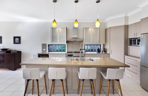 Shelly Beach House | SHELLY BEACH HOUSE - FAMILY FRIENDLY WITH POOL, WALK TO BEACH