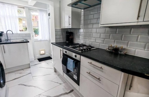 Seven Kings Apartment | Shelters Residentials – Comfortable Aparthotel Living in Seven Kings