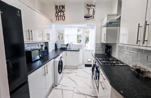 Seven Kings Apartment | Shelters Residentials – Comfortable Aparthotel Living in Seven Kings