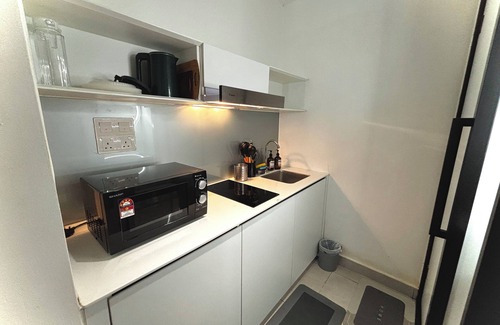 Shah Alam Apartment | Shem's Studio DK Impian Airport Subang