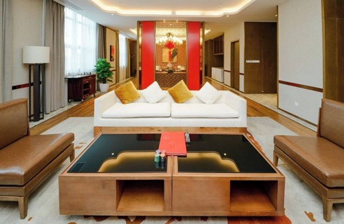 Longgang Hotel | Shenzhen Pingshan Guest House （Pingshan Railway Station BYD HQ）