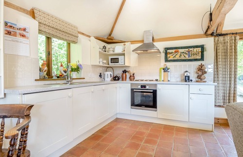 Halesworth House | Shepherds Watch - Three Bedroom House, Sleeps 6