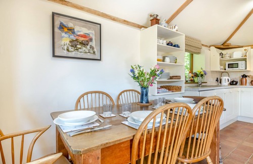 Halesworth House | Shepherds Watch - Three Bedroom House, Sleeps 6