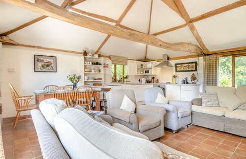 Halesworth House | Shepherds Watch - Three Bedroom House, Sleeps 6