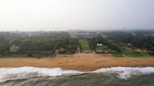 Covelong Beach Resort | Sheraton Grand Chennai Resort & Spa