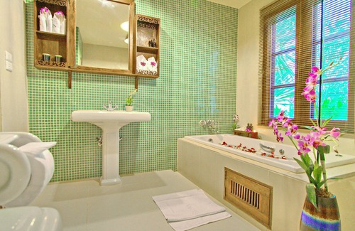 Wat Ket Resort | Shewe Wana Suite Resort