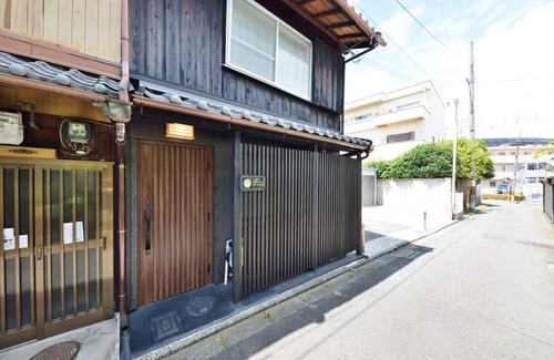 Higashiyama Apartment | Shiki Tofukuji 7 min walk to JR Tofukuji stn.