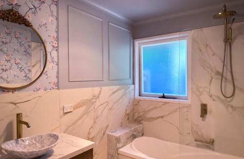 Carrum Downs House | Shine Carrum Down - Family Oasis With Heated Pool