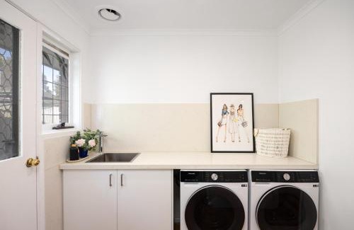 Carrum Downs House | Shine Carrum Down - Family Oasis With Heated Pool