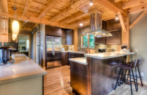 Country Club Estates House | Shining Shire