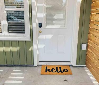 Harrow Apartment | Shores of Erie Hideaway (Single Level Studio Apartment)