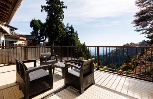 Ome House | Shukubo Komadori-Sanso