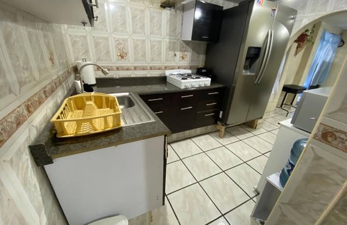 Ecatepec de Morelos House | Silenciosa e Intima es Casa Guerrero, Disfruta con tu Afectos y Mascotas