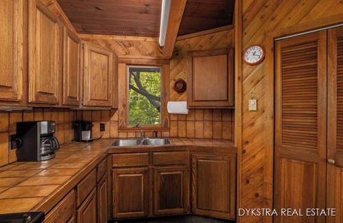 Silver Lake Cottage | Silver Lake Treehouse is one of a kind overlooking Silver Lake and sand dunes