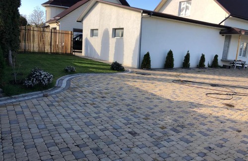 Kamenets-Podol'skiy Apartment | Сімейні апартаменти