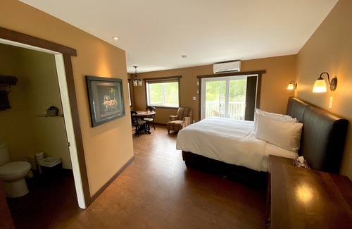 Okanagan-Similkameen Hotel | Similkameen Wild Resort & Winery