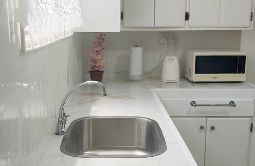 St. George's Apartment | Simple Living: Live Like A Local