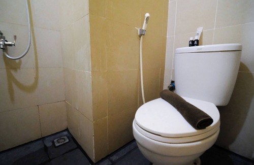 Waru Apartment | Simple Studio At Menara Rungkut Apartment