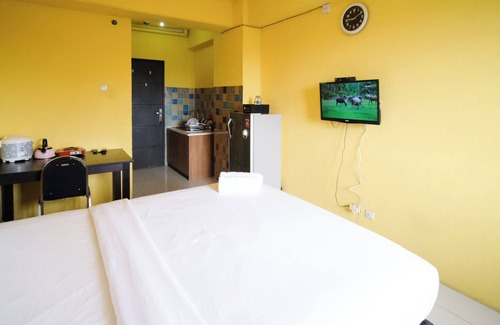 Waru Apartment | Simple Studio At Menara Rungkut Apartment