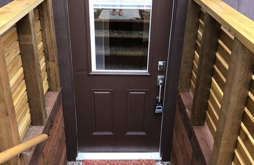 Carbondale Apartment | “Simply Comfy” Guest Suite, Private Entrance - Skiing, Hiking, Fishing, Biking.