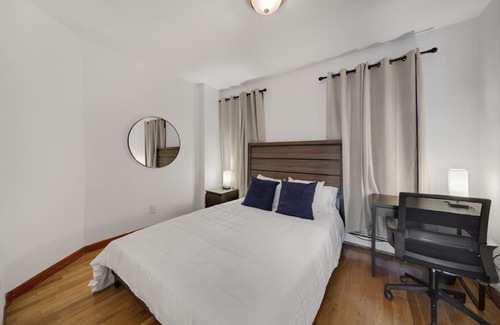 Harrison Lenox Apartment | Simply Furnished 3br1bth In The South End