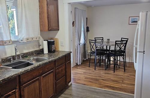 Kelso House | Single Bedroom Guesthouse in the Cowlitz Valley