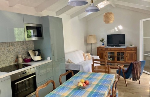 Noirmoutier-en-l'Ile House | Single-story house in L'Herbaudière near beach and ports - 4 guests