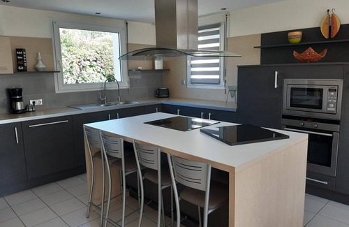 Etables-sur-Mer House | single-storey house 600 m beach