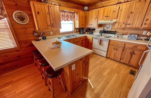 Grassy Creek Cabin | Sip Cider on the Deck Overlooking Brilliant Foliage @ Above It All